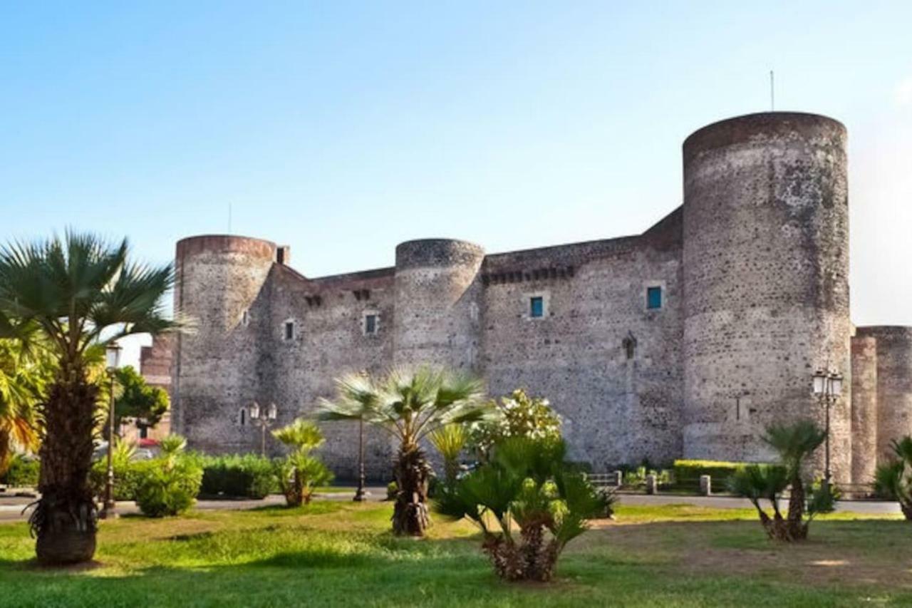 Casa Vacanza Currò Catânia Exterior foto